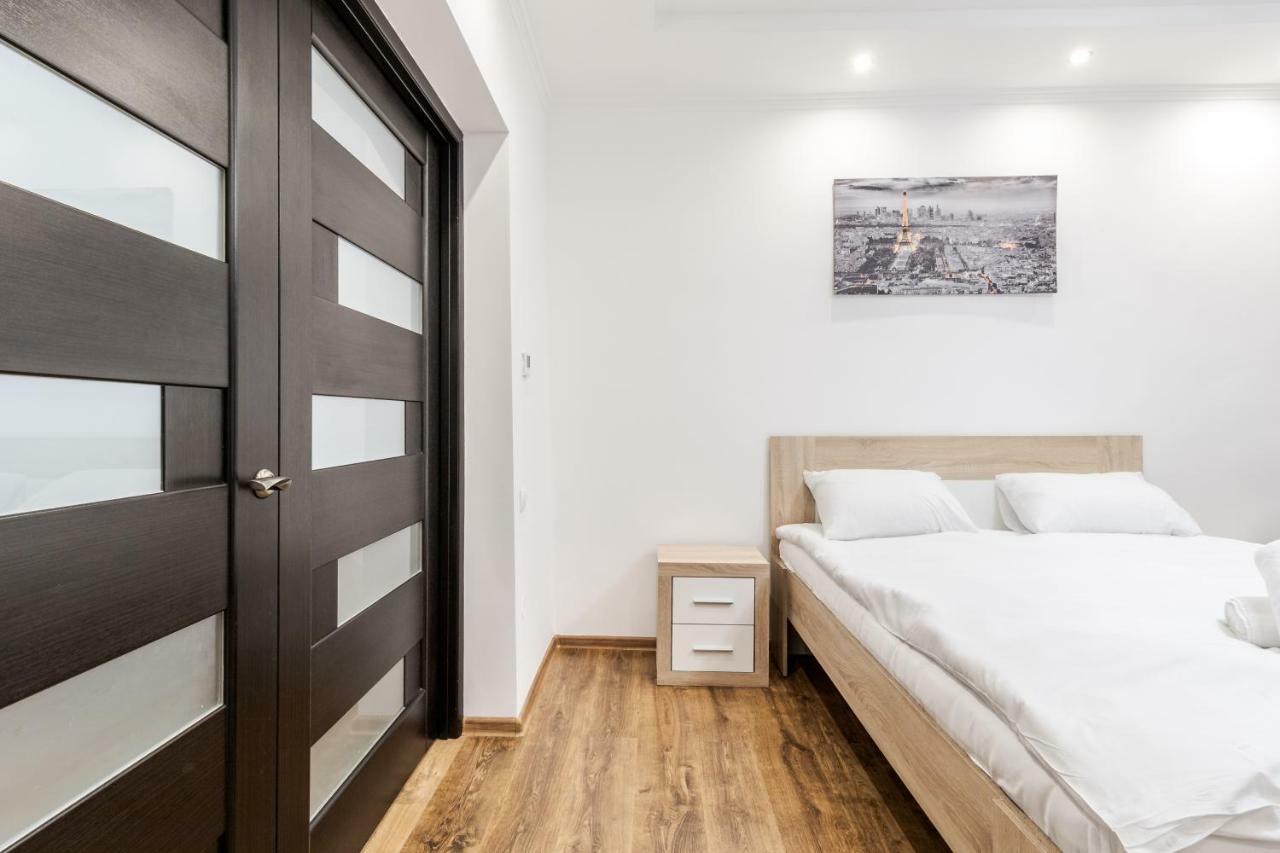 Homey Apartment リヴィウ エクステリア 写真