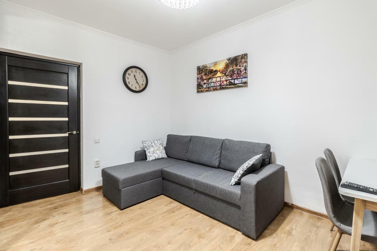 Homey Apartment リヴィウ エクステリア 写真