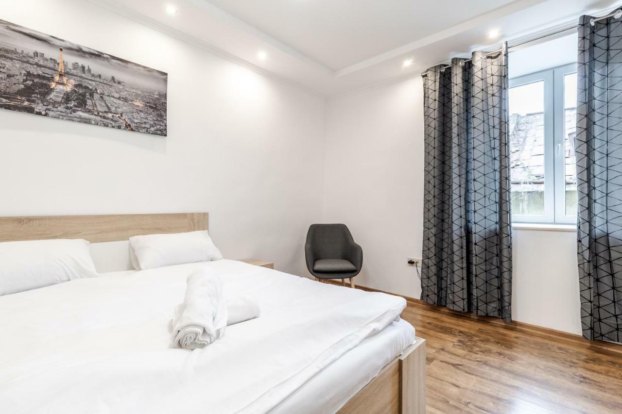 Homey Apartment リヴィウ エクステリア 写真